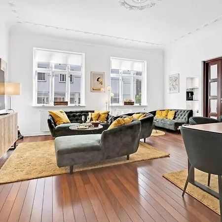 The Modern Breakaway In *