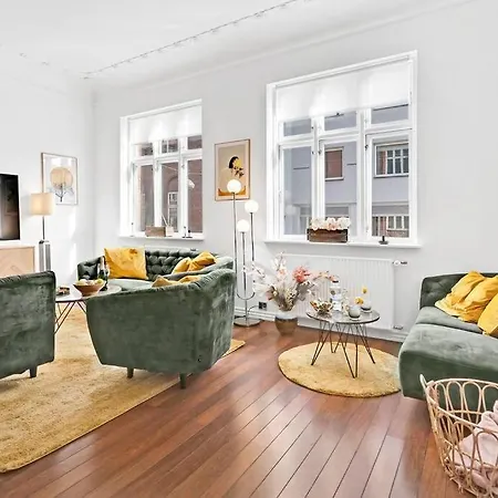 The Modern Breakaway In Apartment *